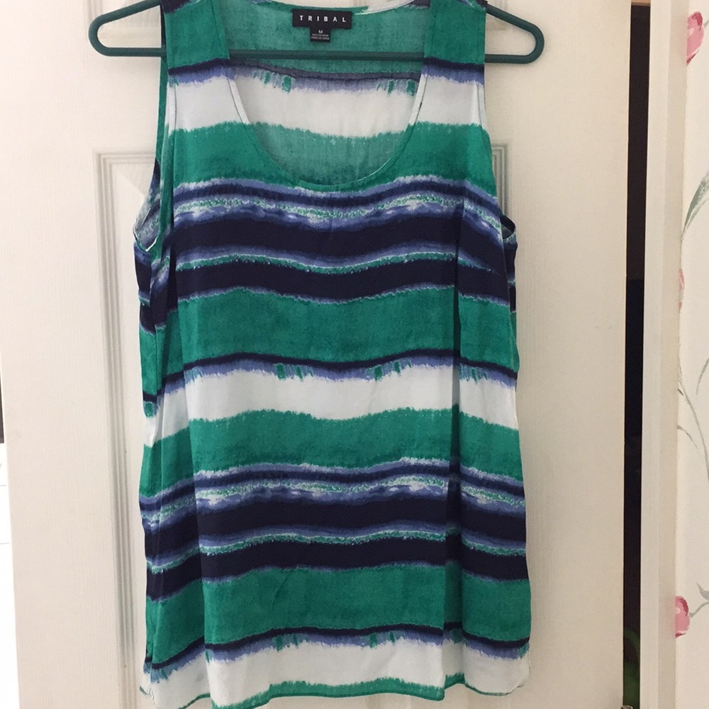 Women’s take- Tribal brand- Women’s Medium